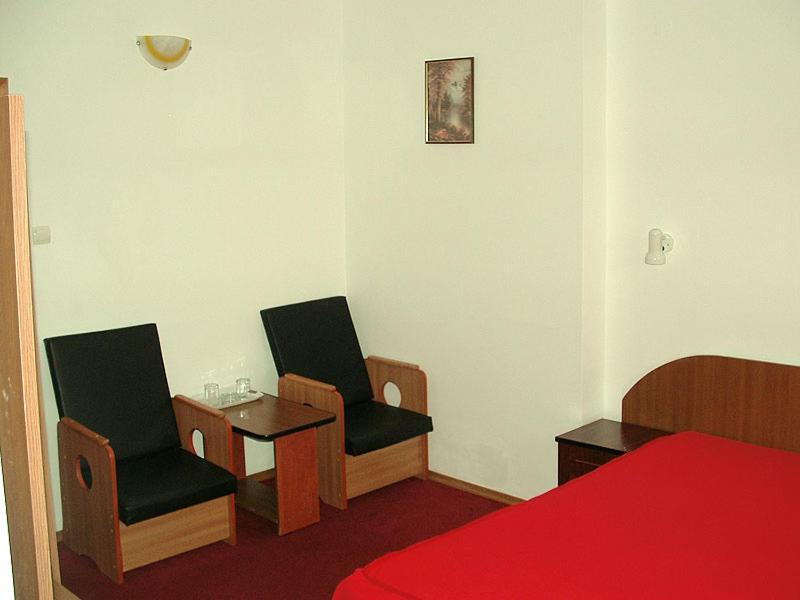 Hotel Uranus Bukarest Værelse billede